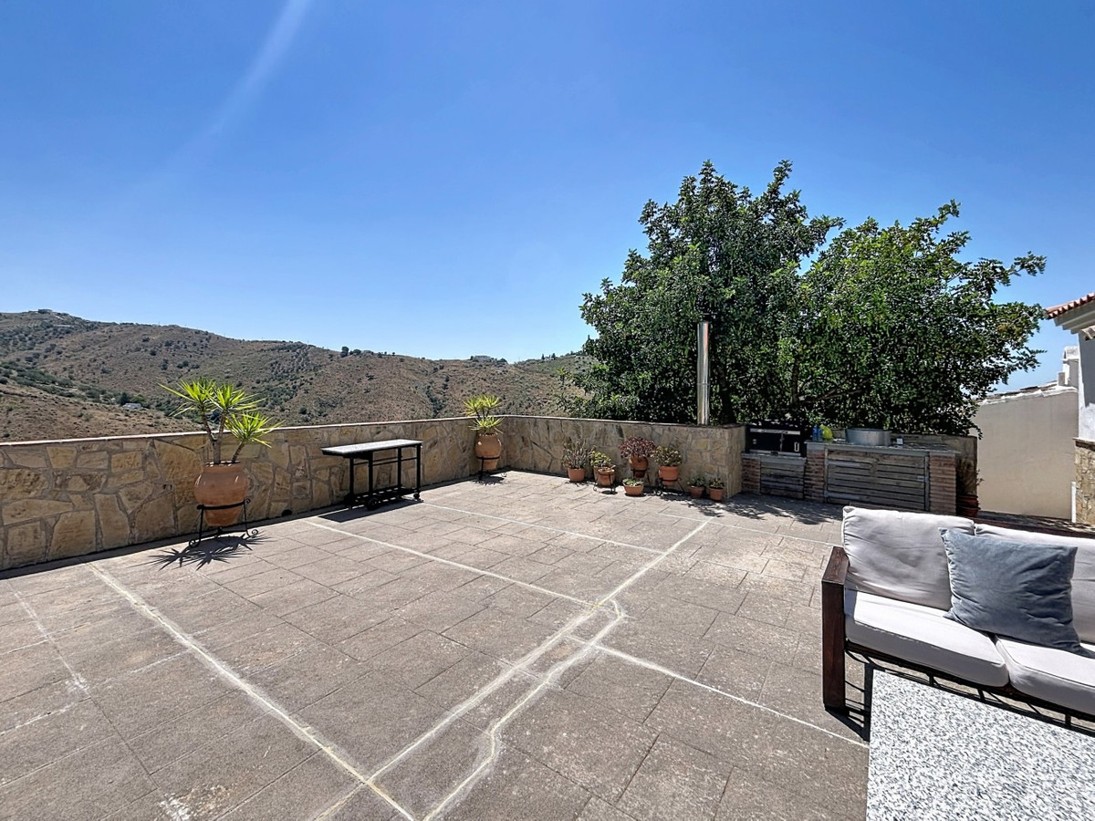 Property main view 46