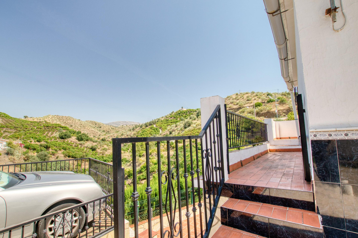 Huis te koop in Canillas de Aceituno | 3 slaapkamers H5417572