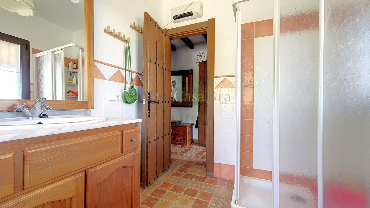 Huis te koop in Canillas de Albaida | 4 slaapkamers H4773520