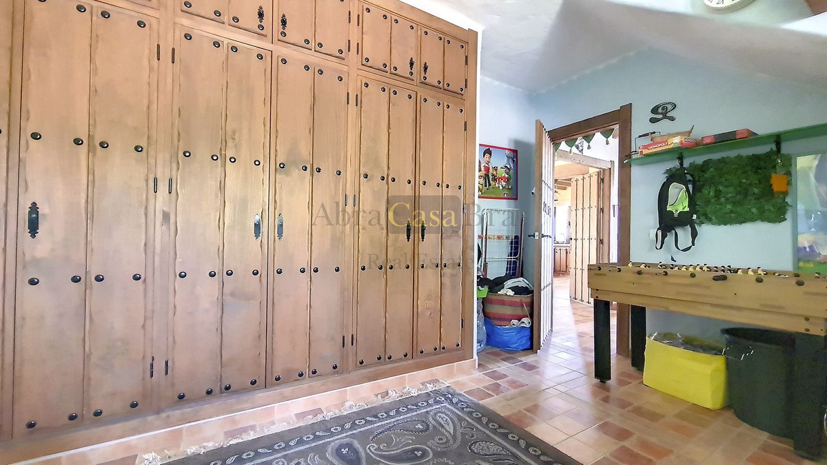 Huis te koop in Canillas de Albaida | 4 slaapkamers H4773520