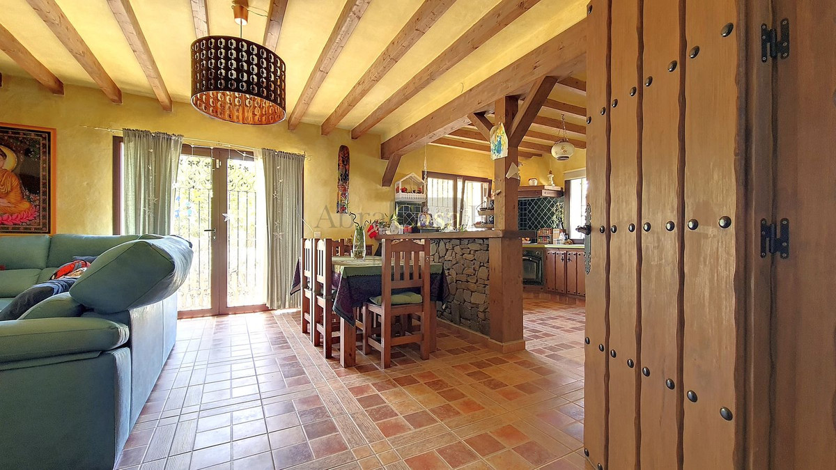 Huis te koop in Canillas de Albaida | 4 slaapkamers H4773520