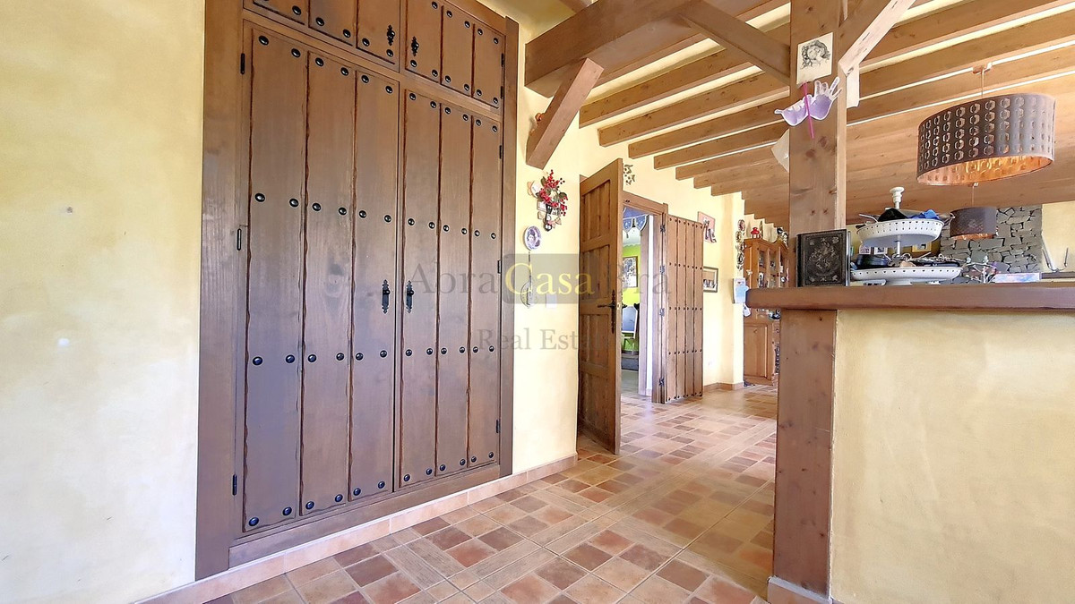 Huis te koop in Canillas de Albaida | 4 slaapkamers H4773520