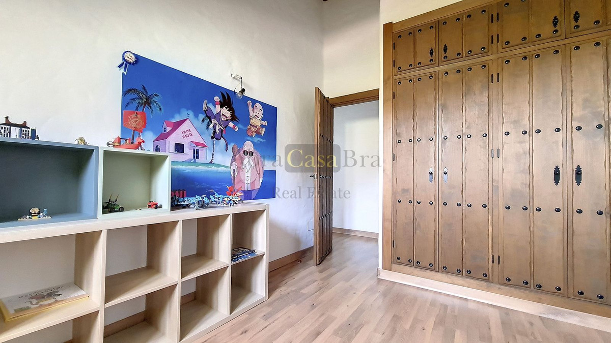 Huis te koop in Canillas de Albaida | 4 slaapkamers H4773520