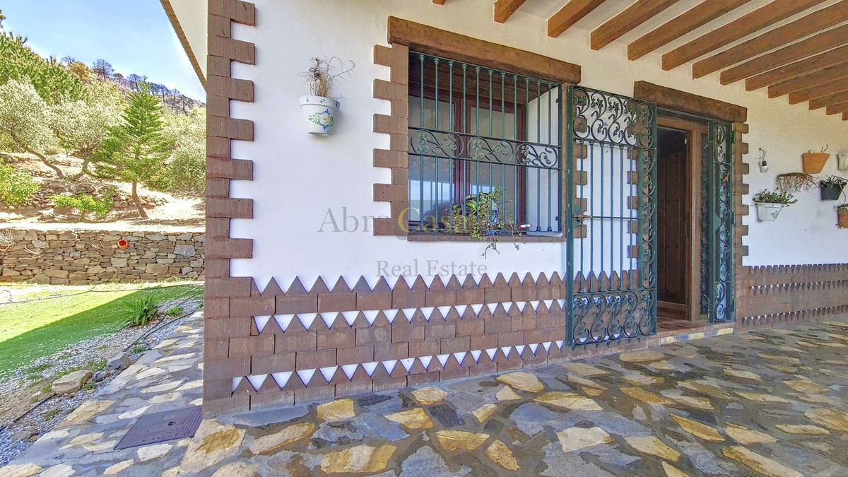 Huis te koop in Canillas de Albaida | 4 slaapkamers H4773520