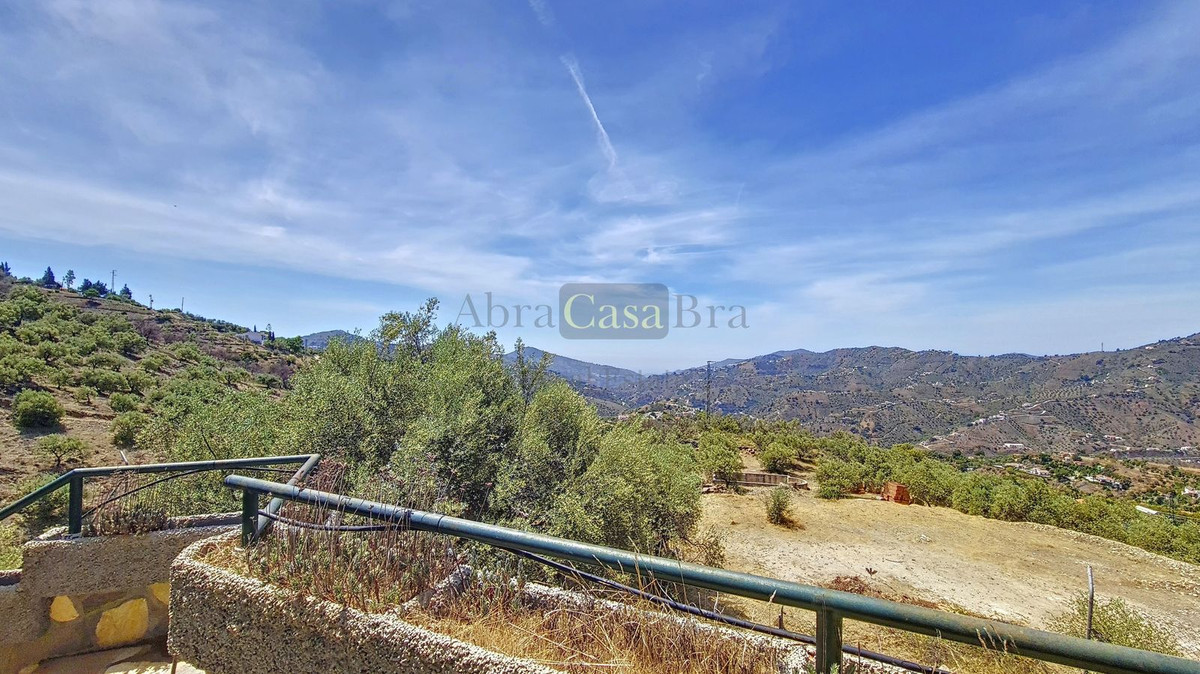 Huis te koop in Canillas de Albaida | 4 slaapkamers H4773520