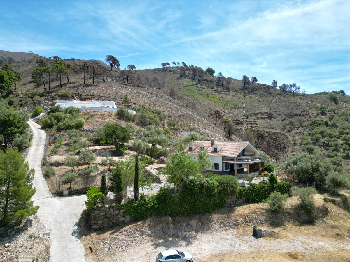Huis te koop in Canillas de Albaida | 4 slaapkamers H4773520