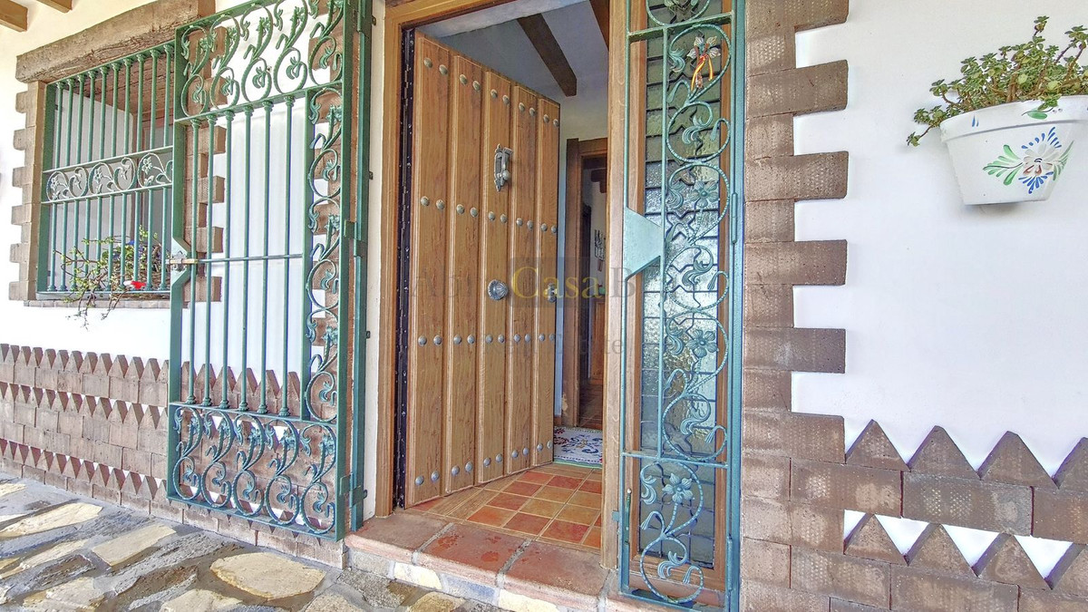 Huis te koop in Canillas de Albaida | 4 slaapkamers H4773520