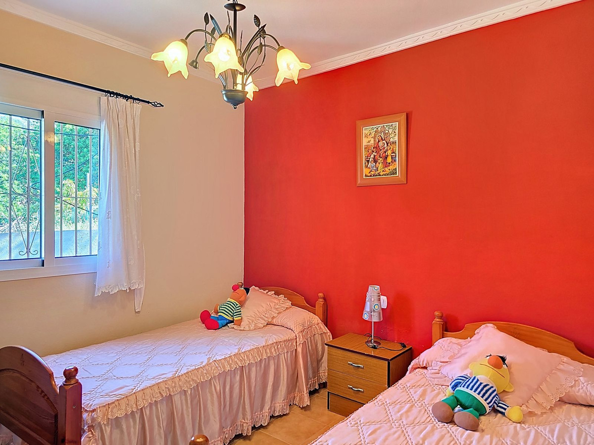 Huis te koop in Canillas de Albaida | 3 slaapkamers H4989097
