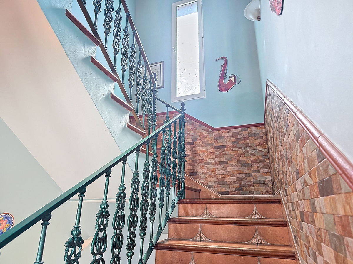 Huis te koop in Canillas de Albaida | 4 slaapkamers H4989742