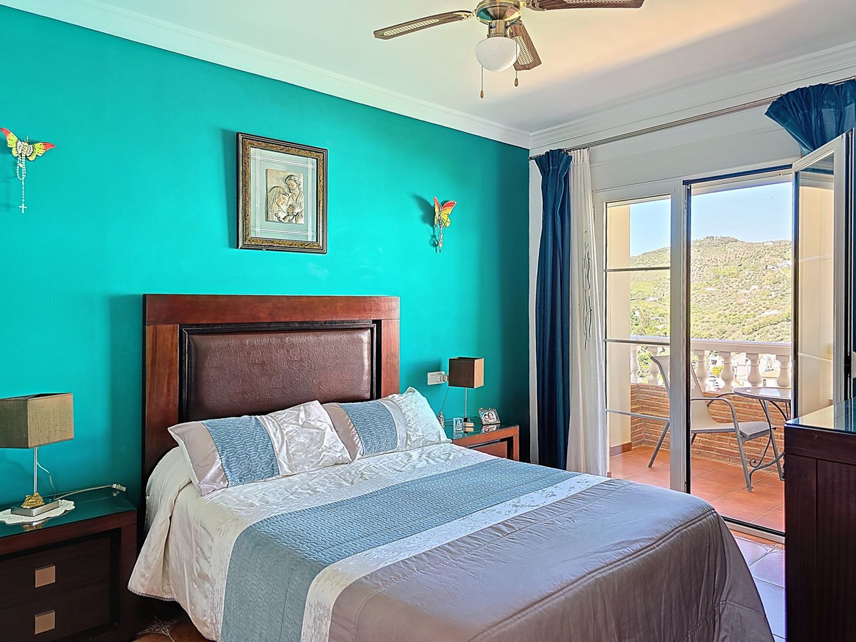 Huis te koop in Canillas de Albaida | 4 slaapkamers H4989742