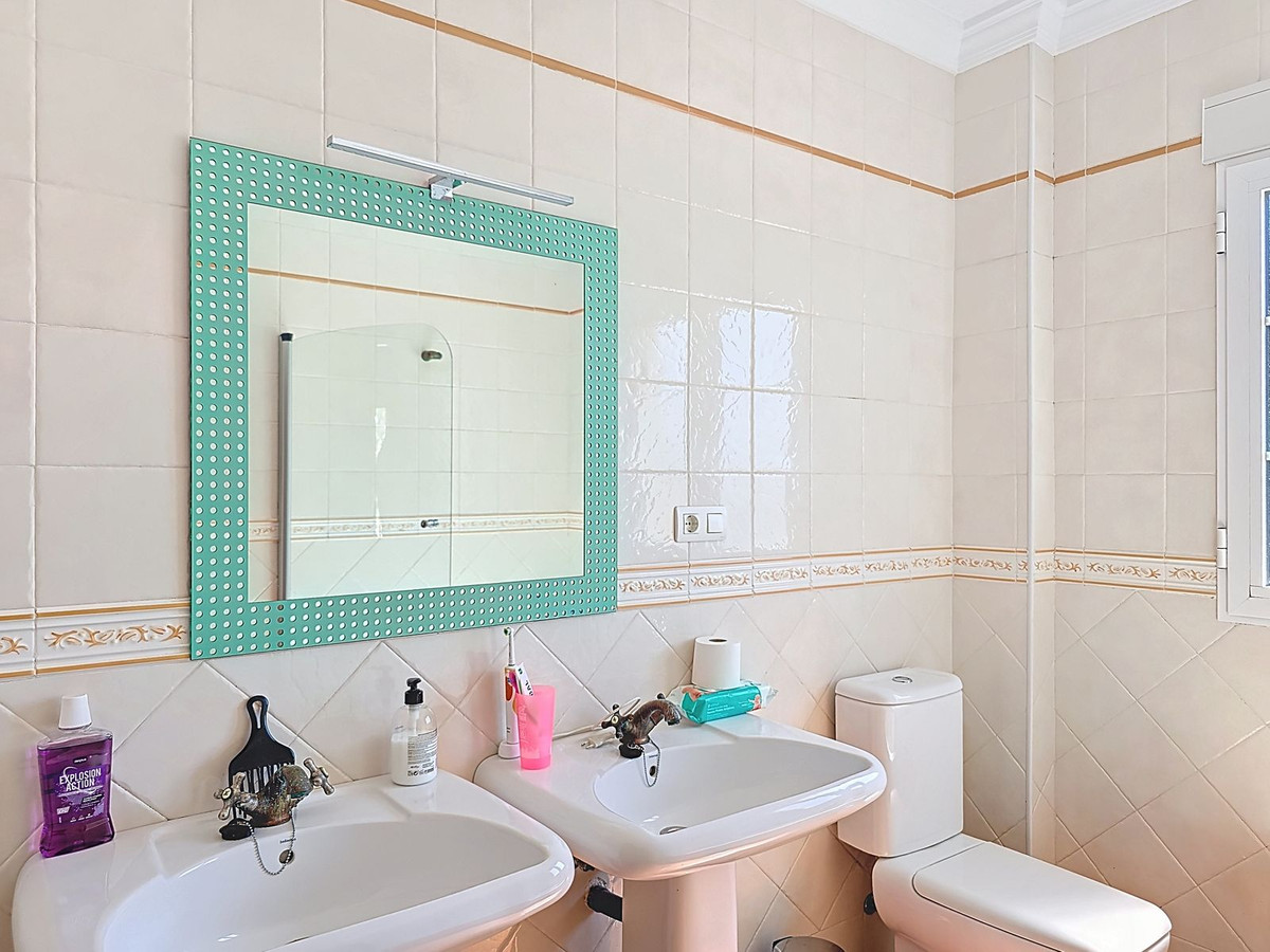 Huis te koop in Canillas de Albaida | 4 slaapkamers H4989742