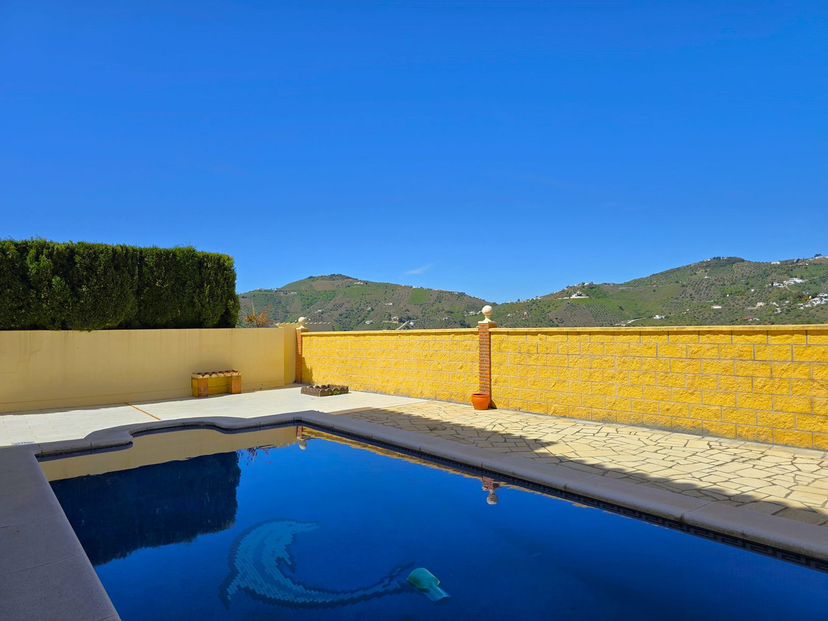 Huis te koop in Canillas de Albaida | 4 slaapkamers H4989742