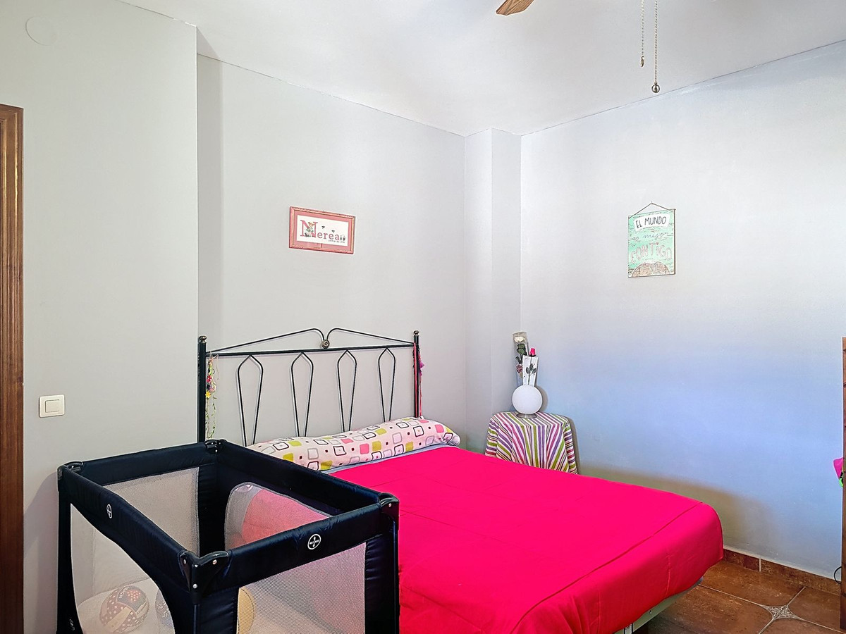 Huis te koop in Canillas de Albaida | 4 slaapkamers H4989742