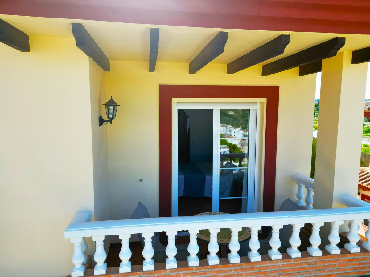 Huis te koop in Canillas de Albaida | 4 slaapkamers H4989742