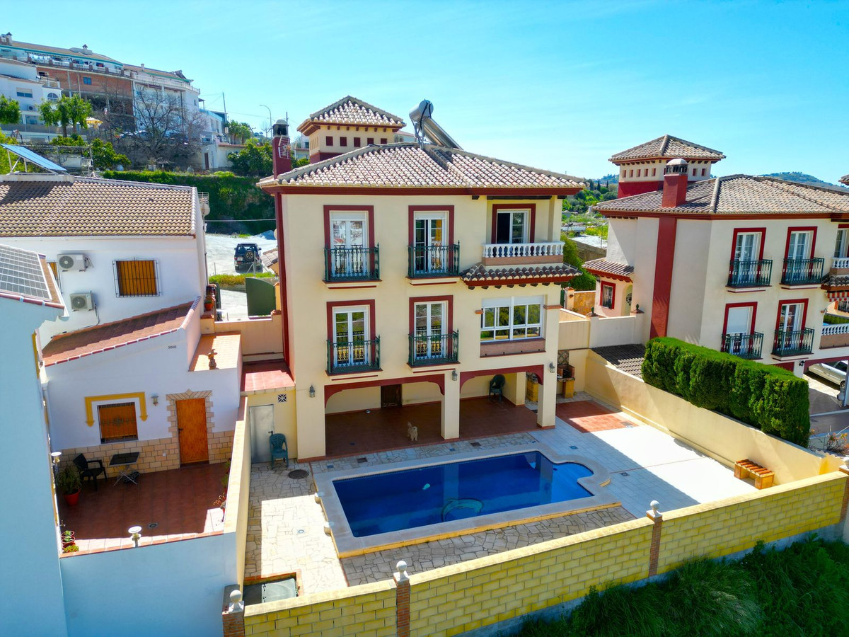 Huis te koop in Canillas de Albaida | 4 slaapkamers H4989742