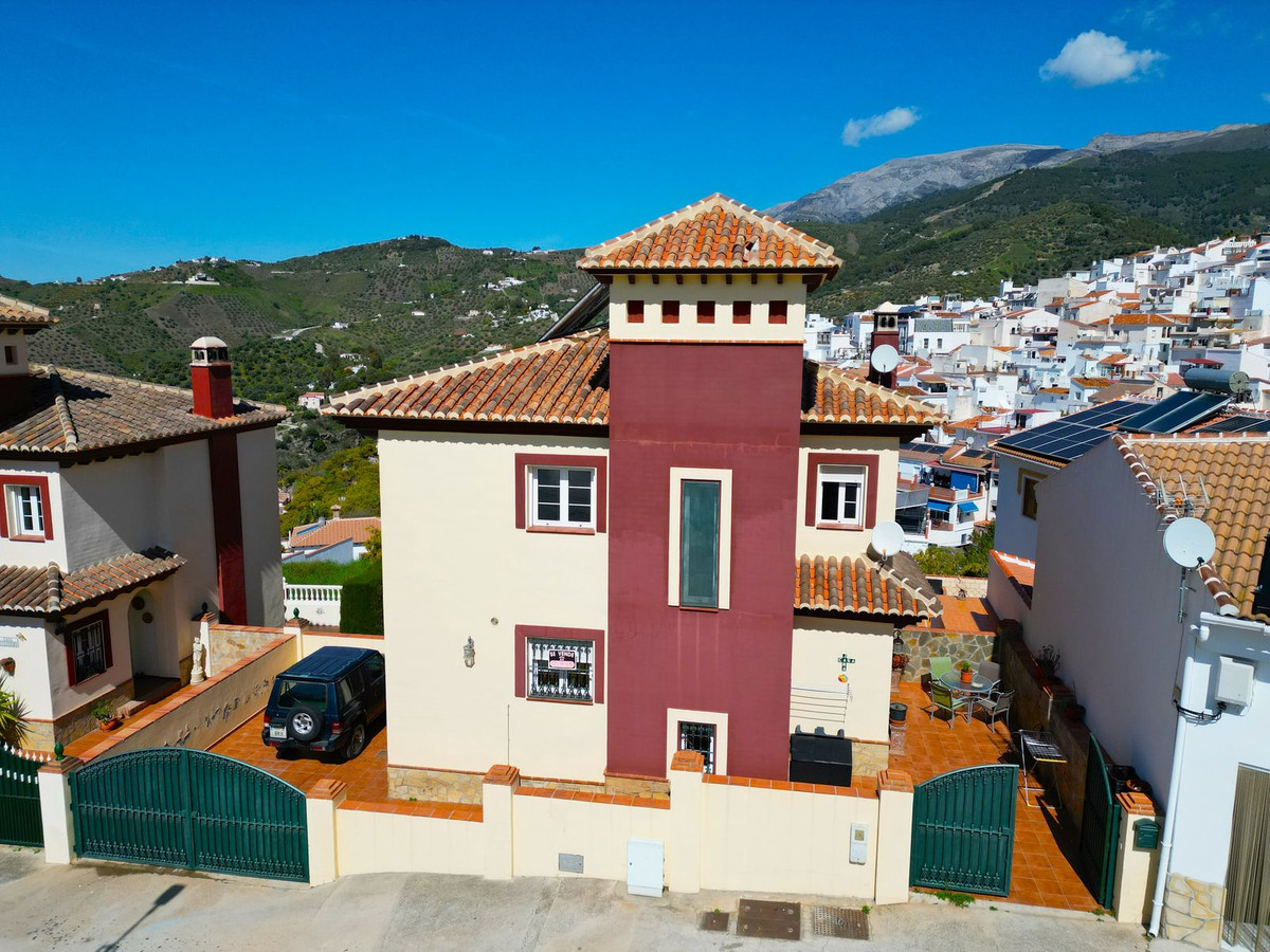 Huis te koop in Canillas de Albaida | 4 slaapkamers H4989742
