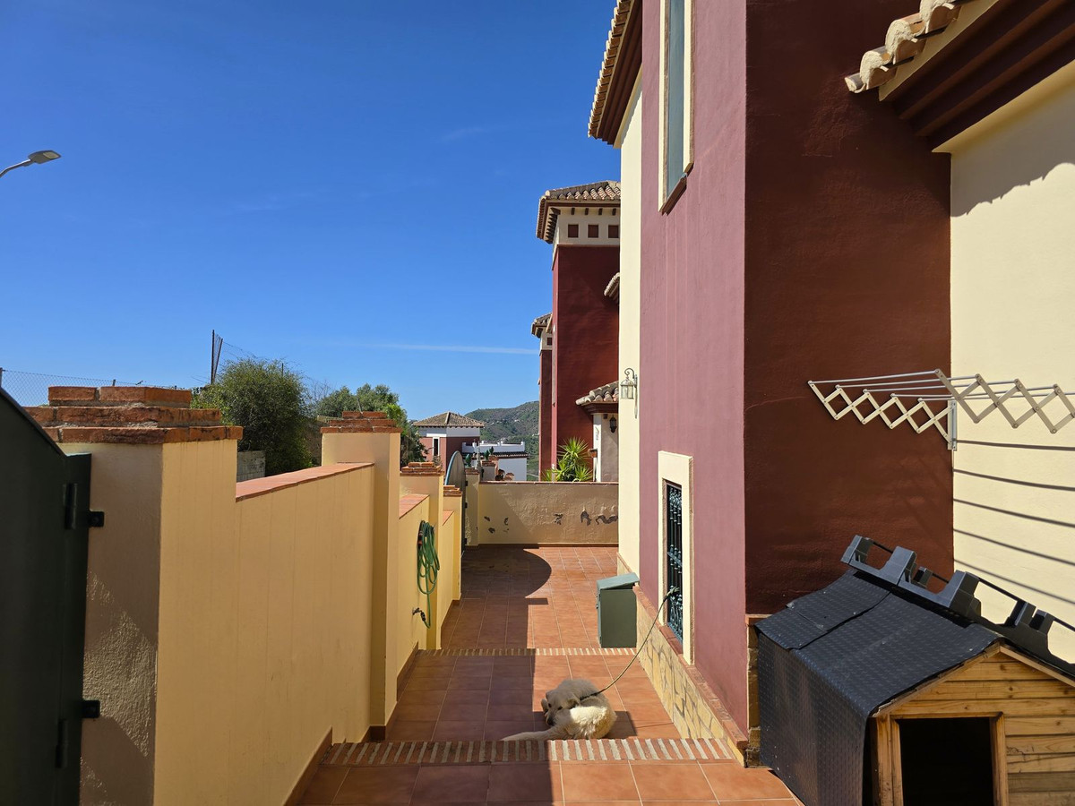Huis te koop in Canillas de Albaida | 4 slaapkamers H4989742
