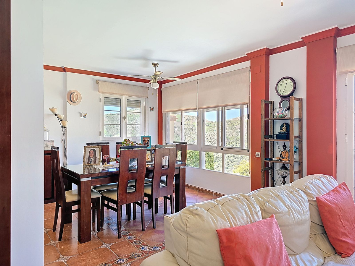 Huis te koop in Canillas de Albaida | 4 slaapkamers H4989742