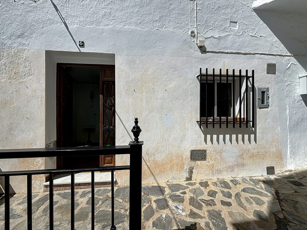 Semi-Vrijstaande Villa in Canillas de Albaida-3