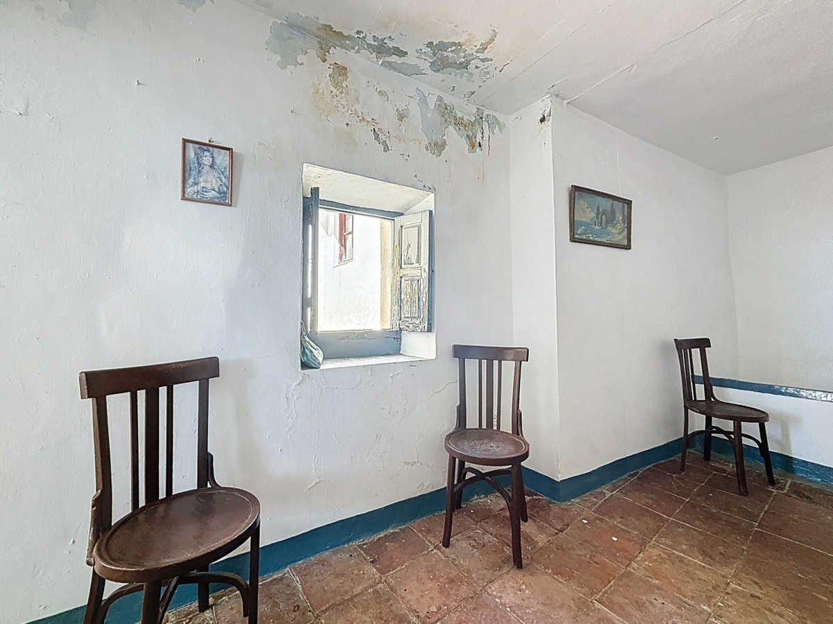 Semi-Vrijstaande Villa in Canillas de Albaida-30