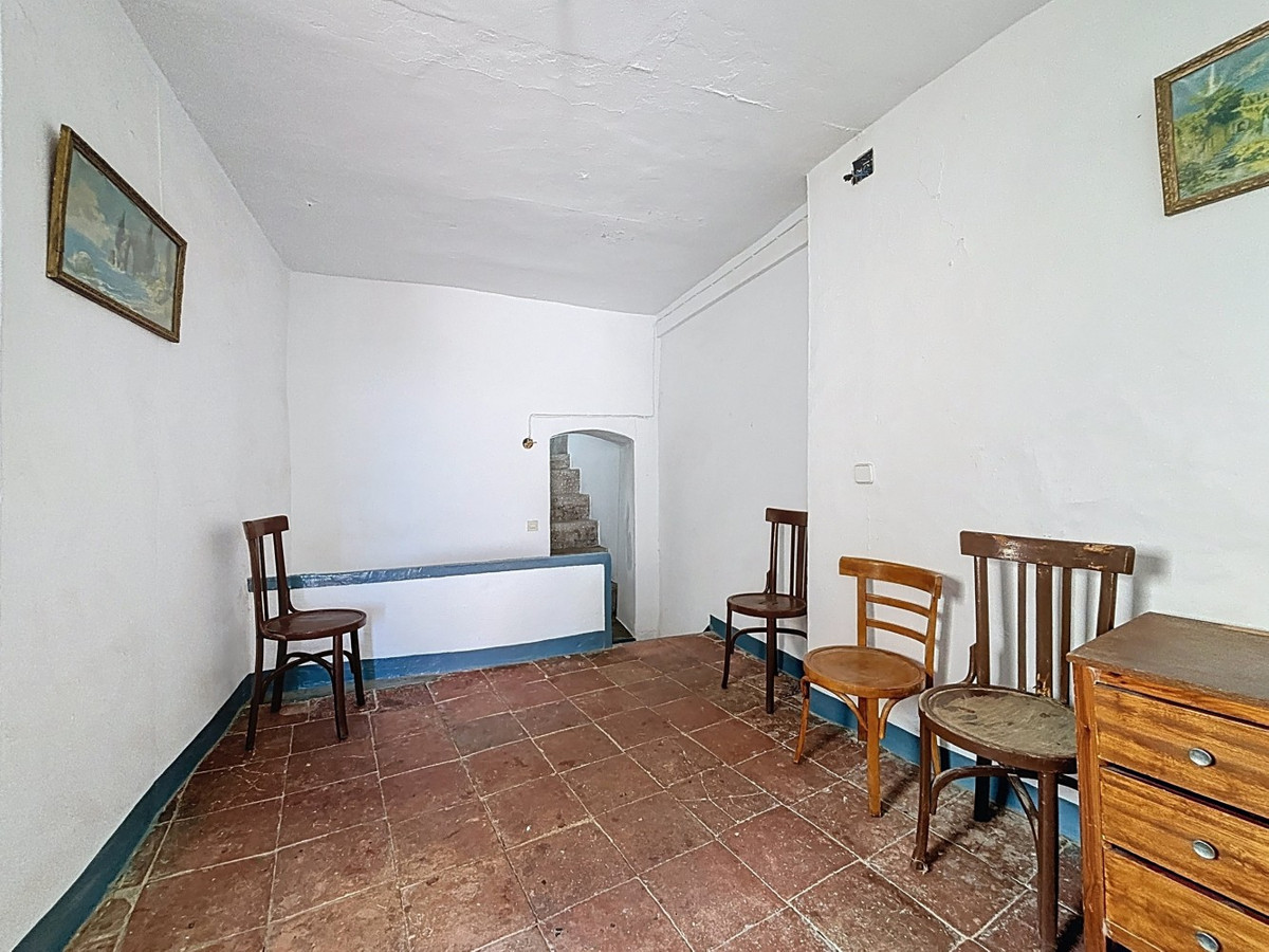 Semi-Vrijstaande Villa in Canillas de Albaida-31