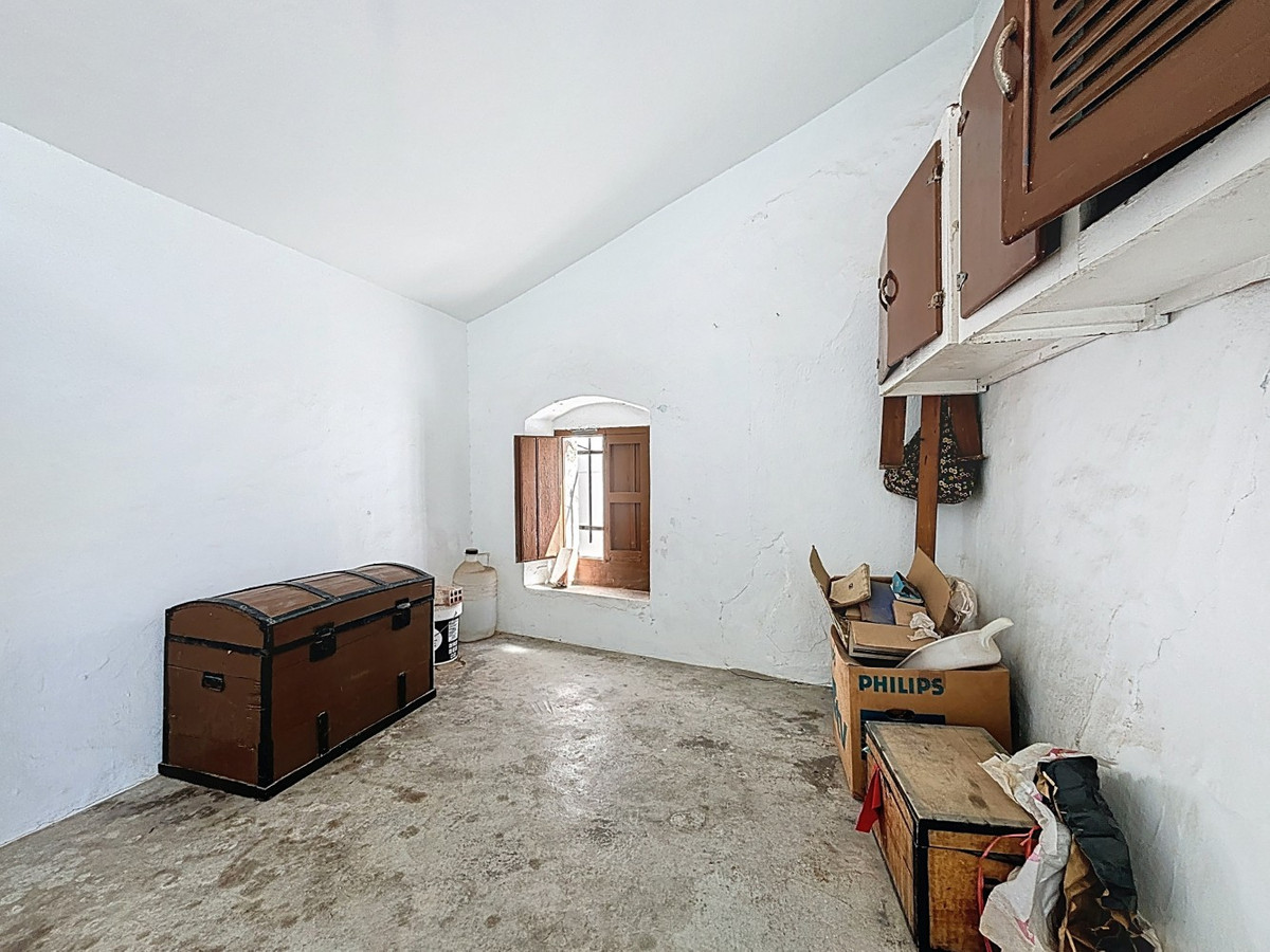 Semi-Vrijstaande Villa in Canillas de Albaida-38