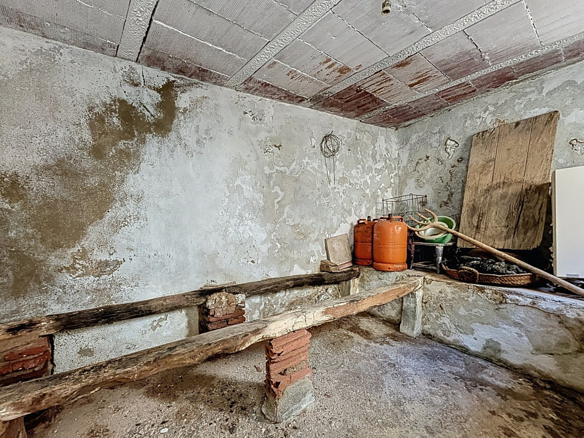 Semi-Vrijstaande Villa in Canillas de Albaida-42