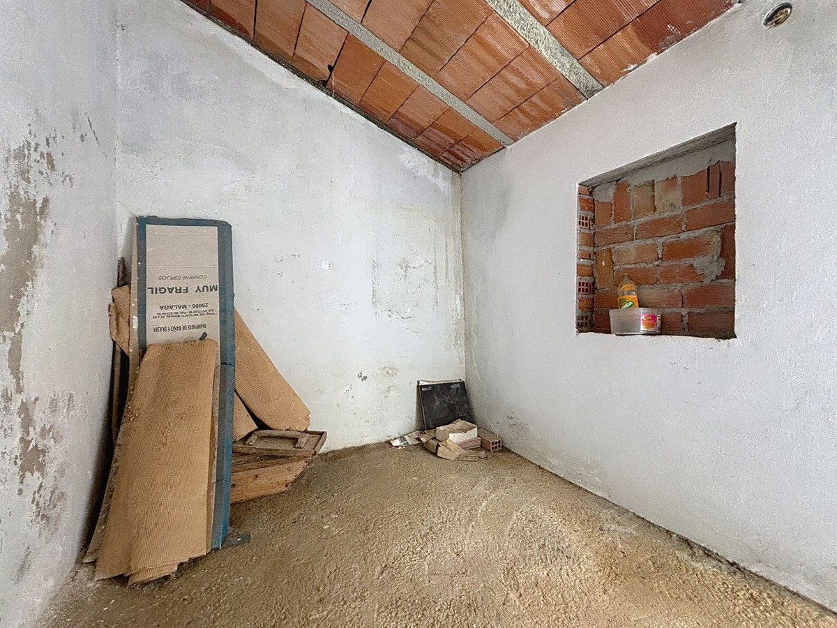 Semi-Vrijstaande Villa in Canillas de Albaida-47