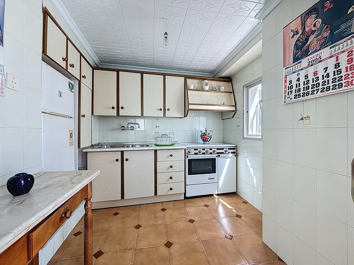 Semi-Vrijstaande Villa in Canillas de Albaida-6