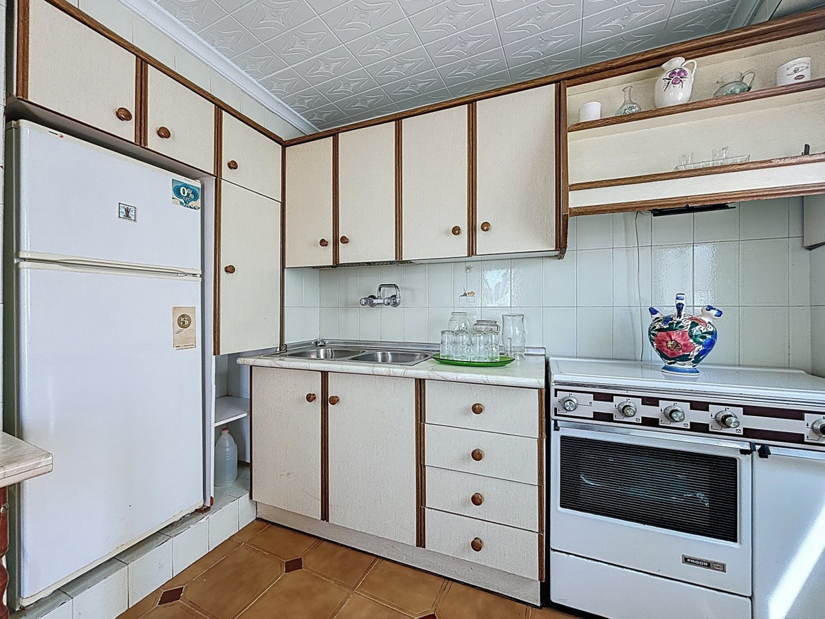 Semi-Vrijstaande Villa in Canillas de Albaida-8