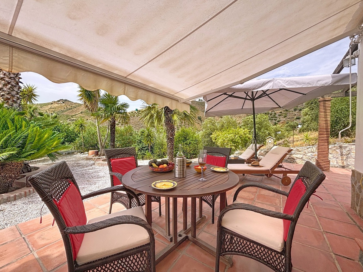 Huis te koop in Canillas de Albaida | 3 slaapkamers H5153134