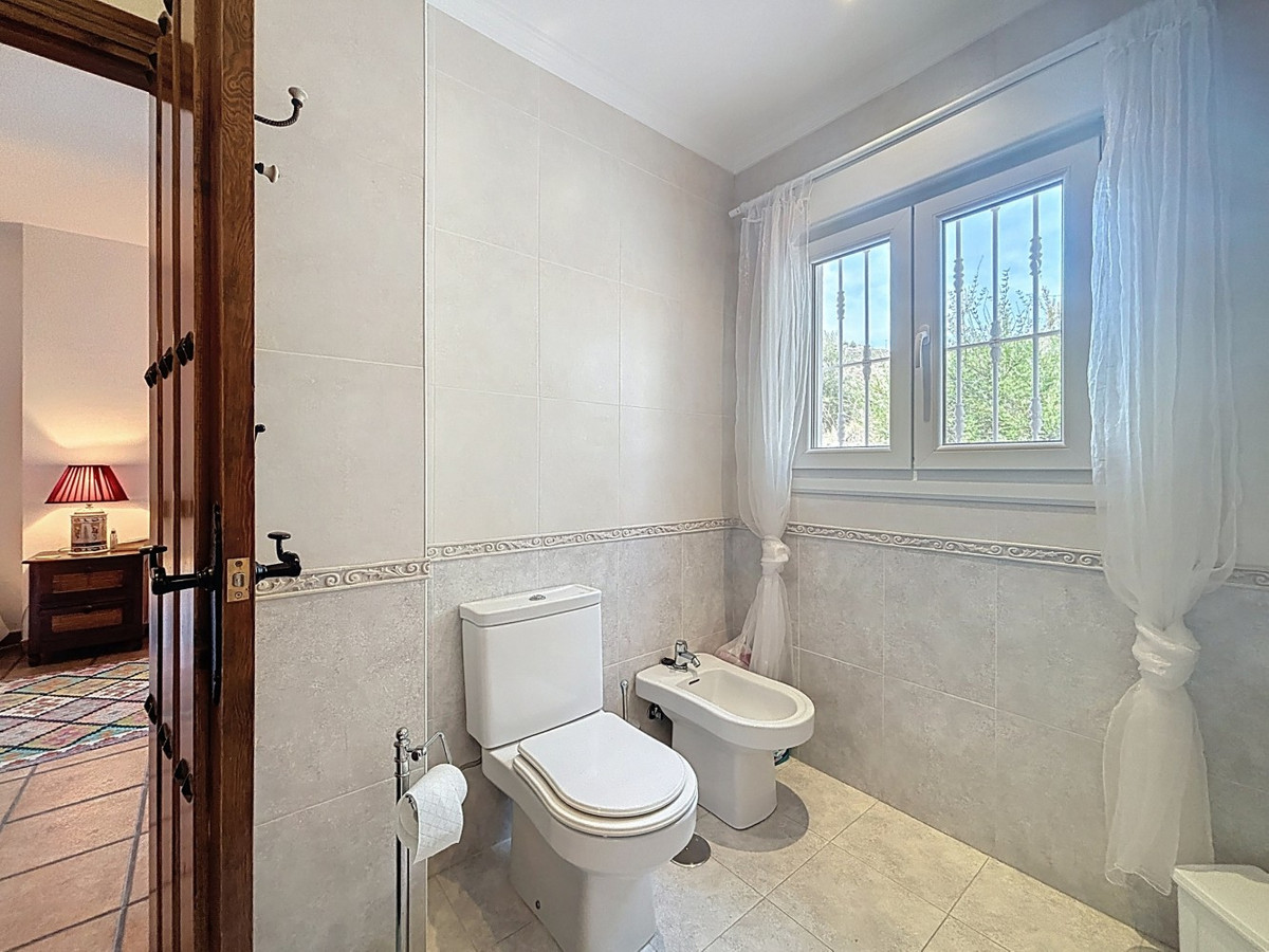 Huis te koop in Canillas de Albaida | 3 slaapkamers H5153134