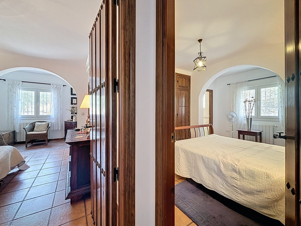 Huis te koop in Canillas de Albaida | 3 slaapkamers H5153134