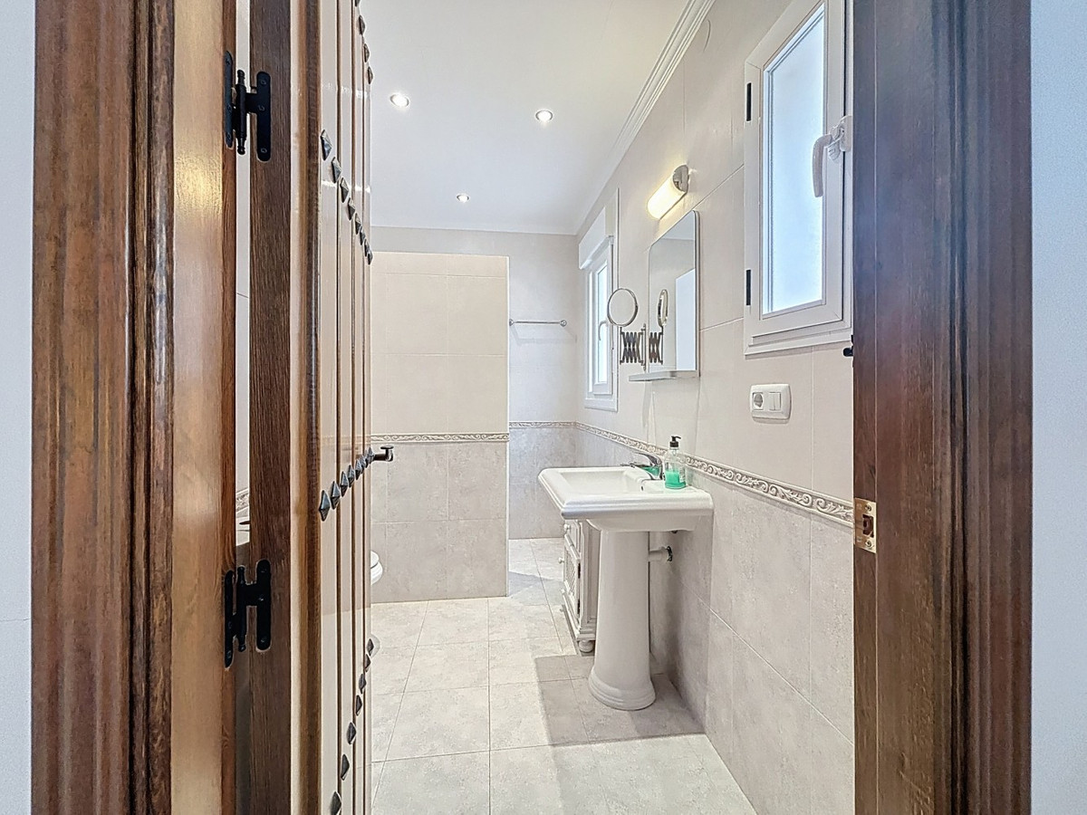 Huis te koop in Canillas de Albaida | 3 slaapkamers H5153134