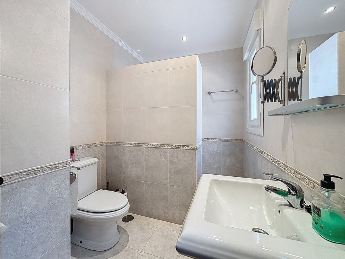 Huis te koop in Canillas de Albaida | 3 slaapkamers H5153134