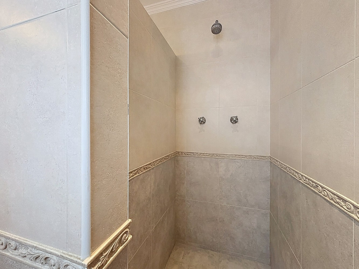 Huis te koop in Canillas de Albaida | 3 slaapkamers H5153134