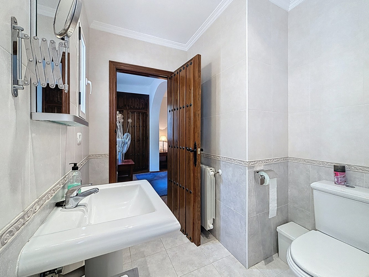 Huis te koop in Canillas de Albaida | 3 slaapkamers H5153134