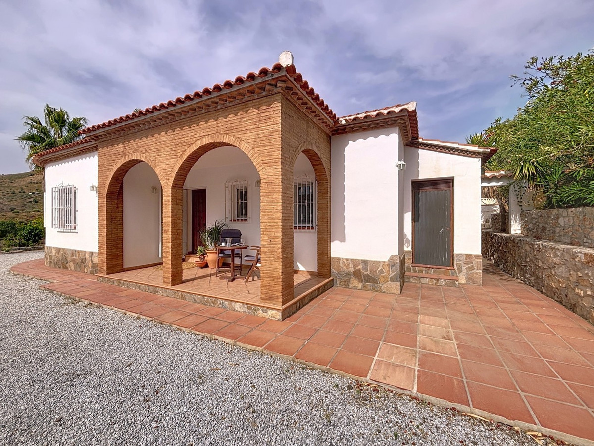 Huis te koop in Canillas de Albaida | 3 slaapkamers H5153134