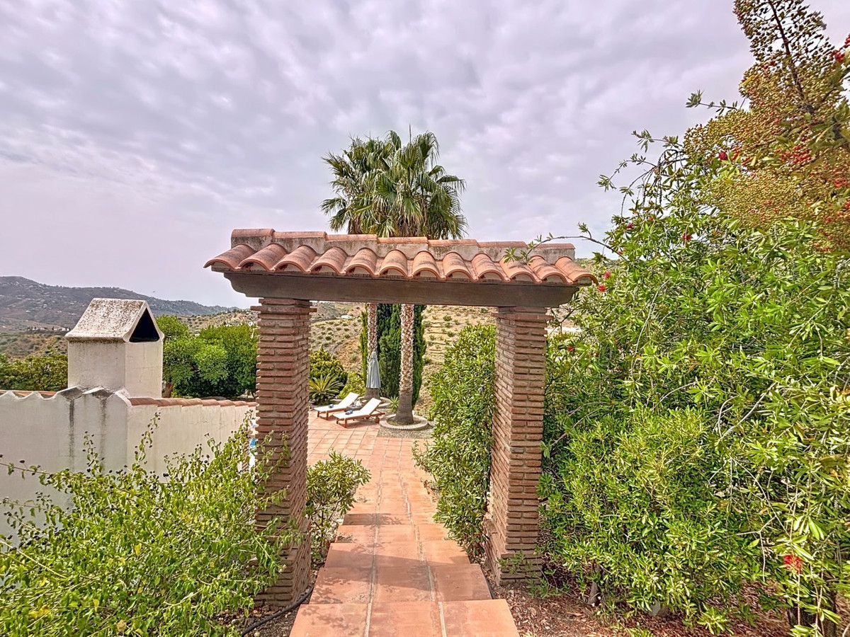 Huis te koop in Canillas de Albaida | 3 slaapkamers H5153134
