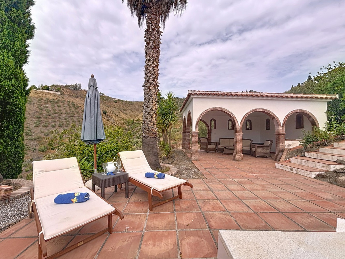 Huis te koop in Canillas de Albaida | 3 slaapkamers H5153134