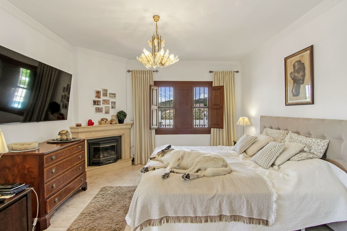 Property main view 33