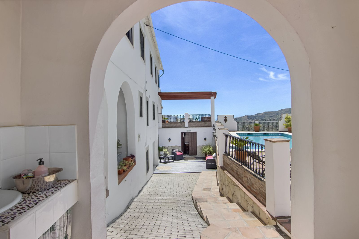 Property main view 54