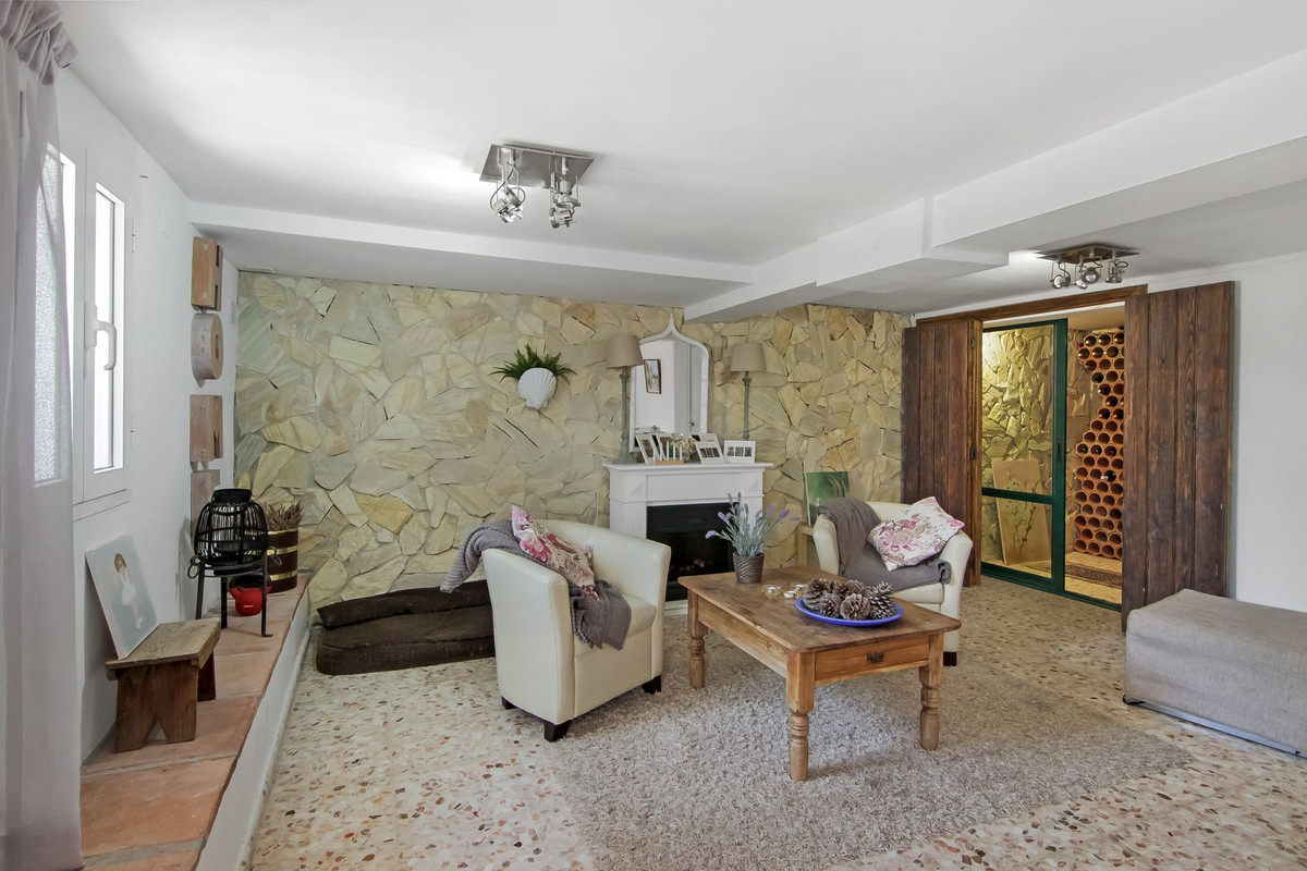 Property main view 61