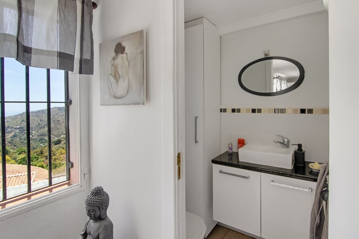 Property main view 65