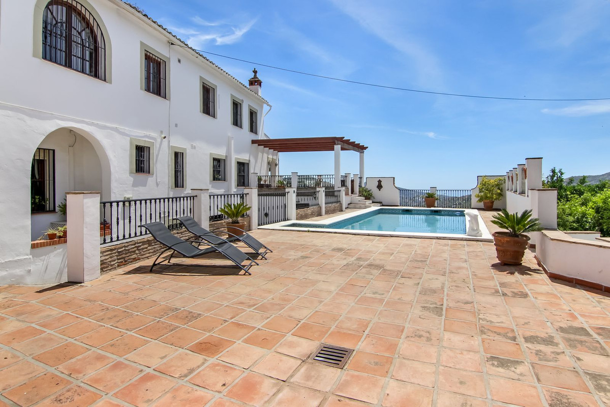 Property main view 66