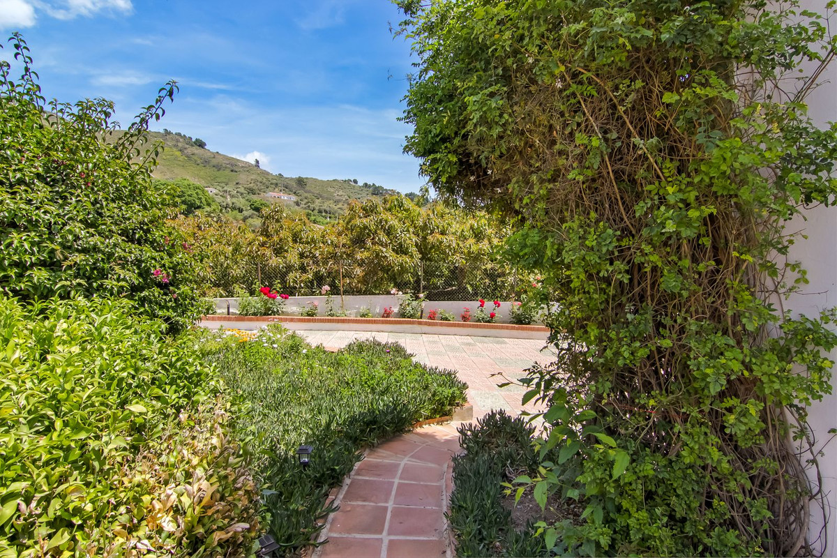Property main view 70