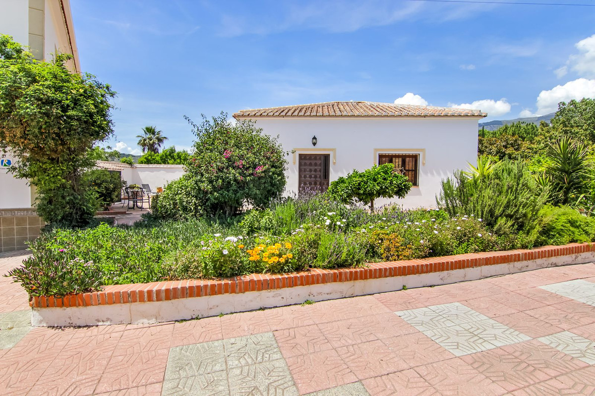 Property main view 74