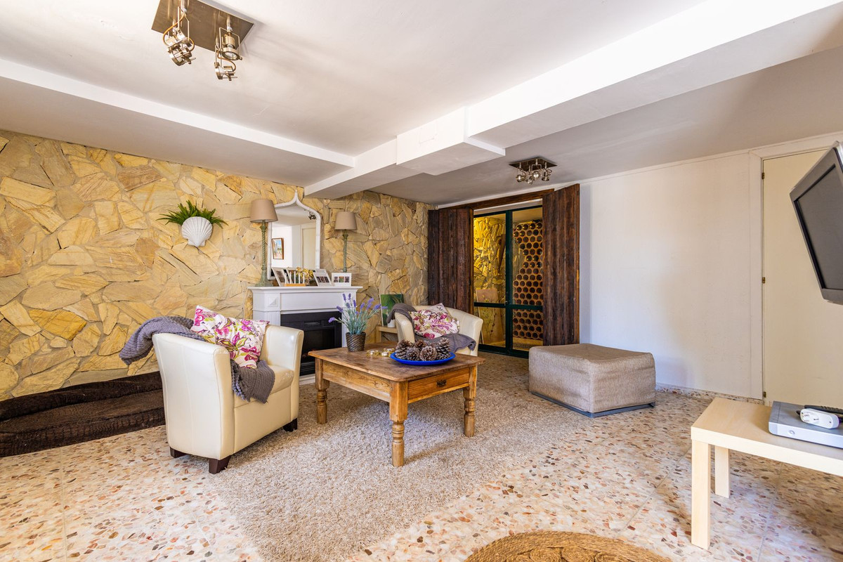 Property main view 81