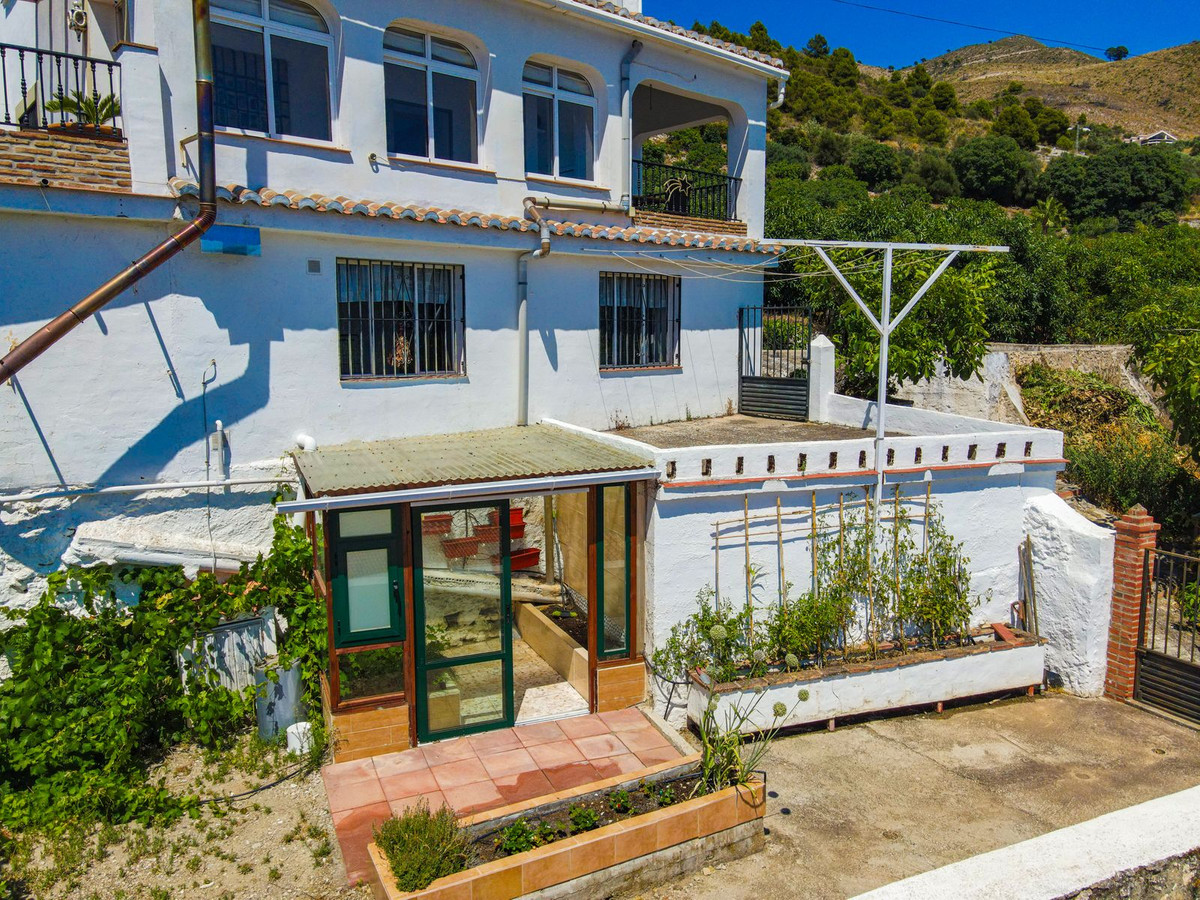 Property main view 90