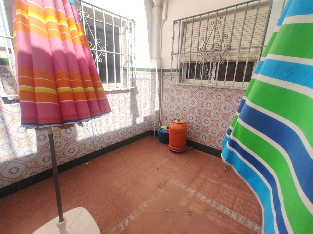 Huis te koop in Capuchinos | 4 slaapkamers H5365918